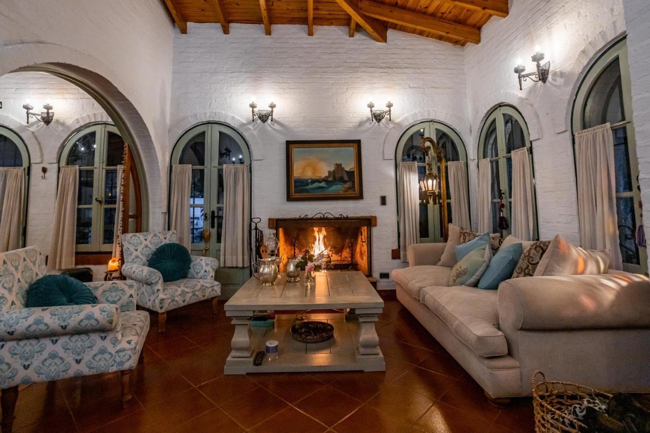 Отель Casona La Chiquita Чакрас-де-Кория Экстерьер фото